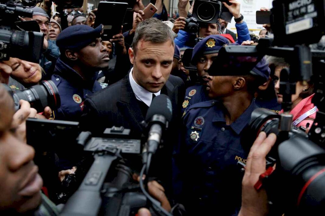 oscar-pistorius-salio-de-la-carcel-a-11-anos-de-haber-asesinado-a-tiros-a-su-novia