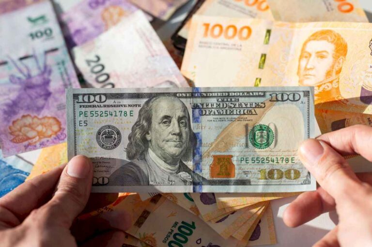 dolar-hoy,-dolar-blue-hoy:-a-cuanto-cotiza-este-martes-19-de-marzo