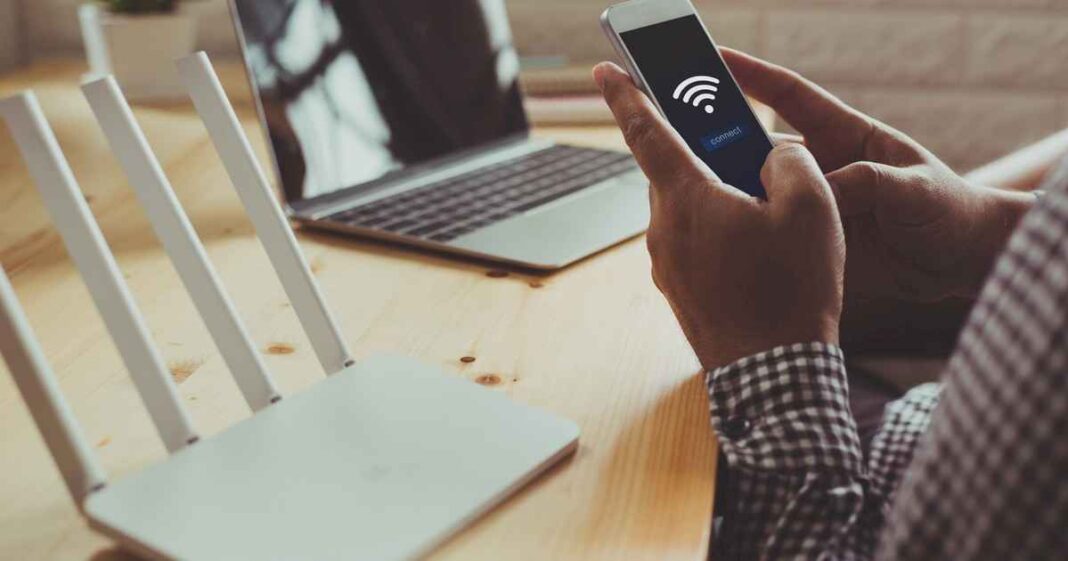 el-error-mas-comun-al-conectarse-al-wifi:-que-banda-de-frecuencia-usar-para-mejorar-la-velocidad-de-internet-en-casa