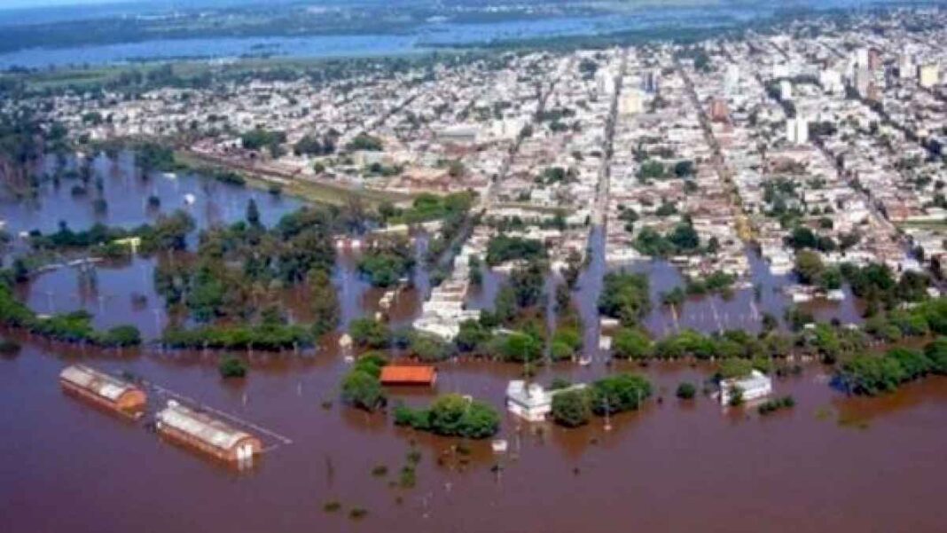 inundaciones-en-concordia:-ya-son-568-evacuados-por-la-crecida-del-rio-uruguay