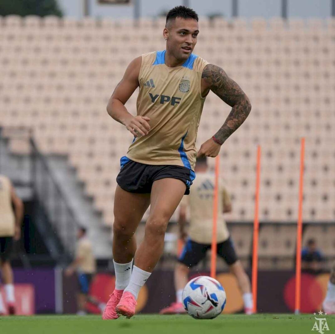 argentina-pone-primera-en-atlanta,-en-la-cuenta-regresiva-para-la-copa-america:-primer-entrenamiento-bajo-un-calor-sofocante