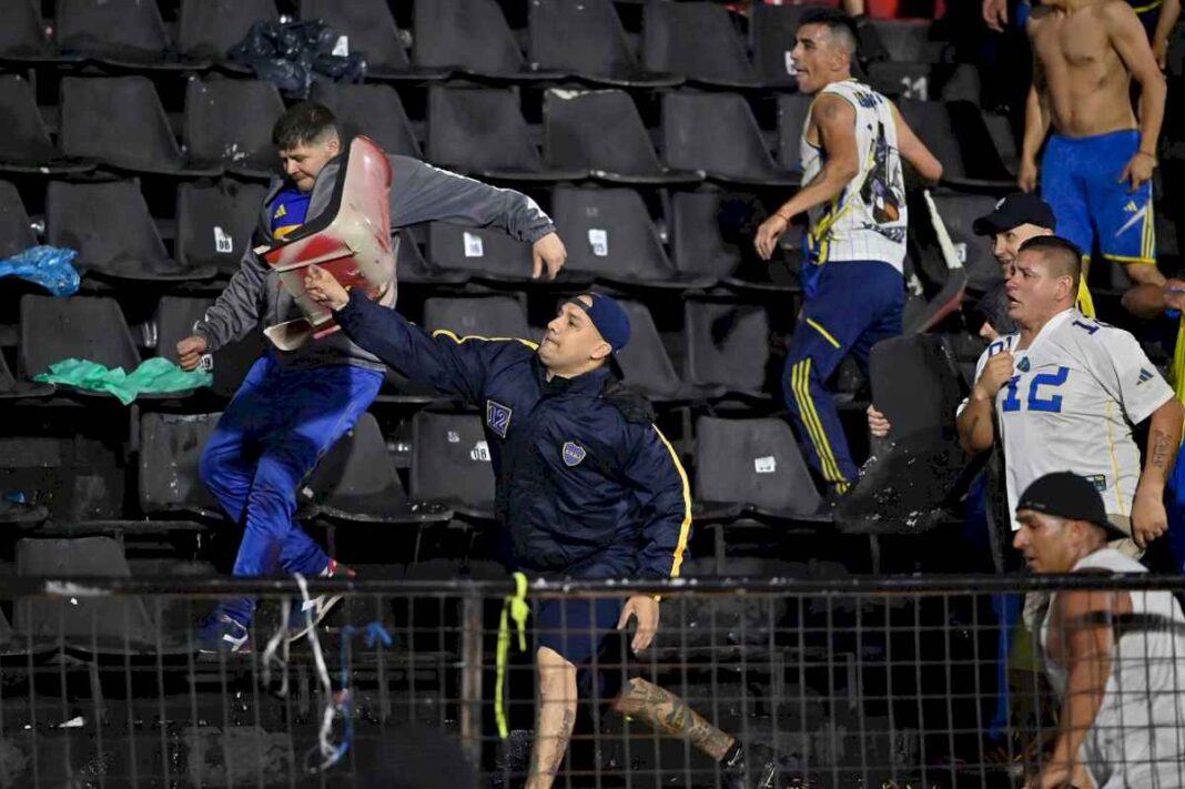 el-gobierno-identifico-a-los-hinchas-de-boca-que-generaron-disturbios-en-el-partido-con-gimnasia-y-publico-sus-sanciones