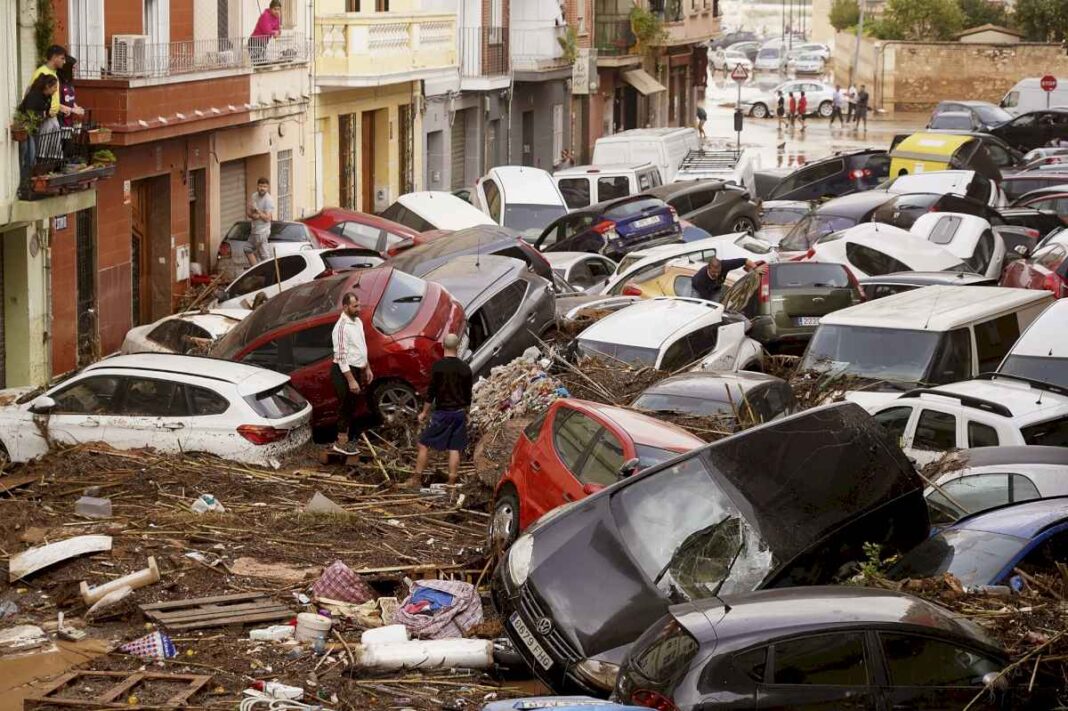 inundaciones-en-espana:-al-menos-92-muertos-por-uno-de-los-peores-desastres-en-un-siglo-en-valencia