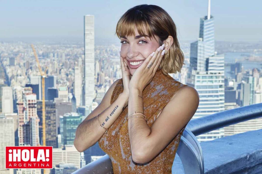 con-nueva-york-a-sus-pies.-maria-becerra-encendio-el-empire-state-por-un-motivo-muy-especial