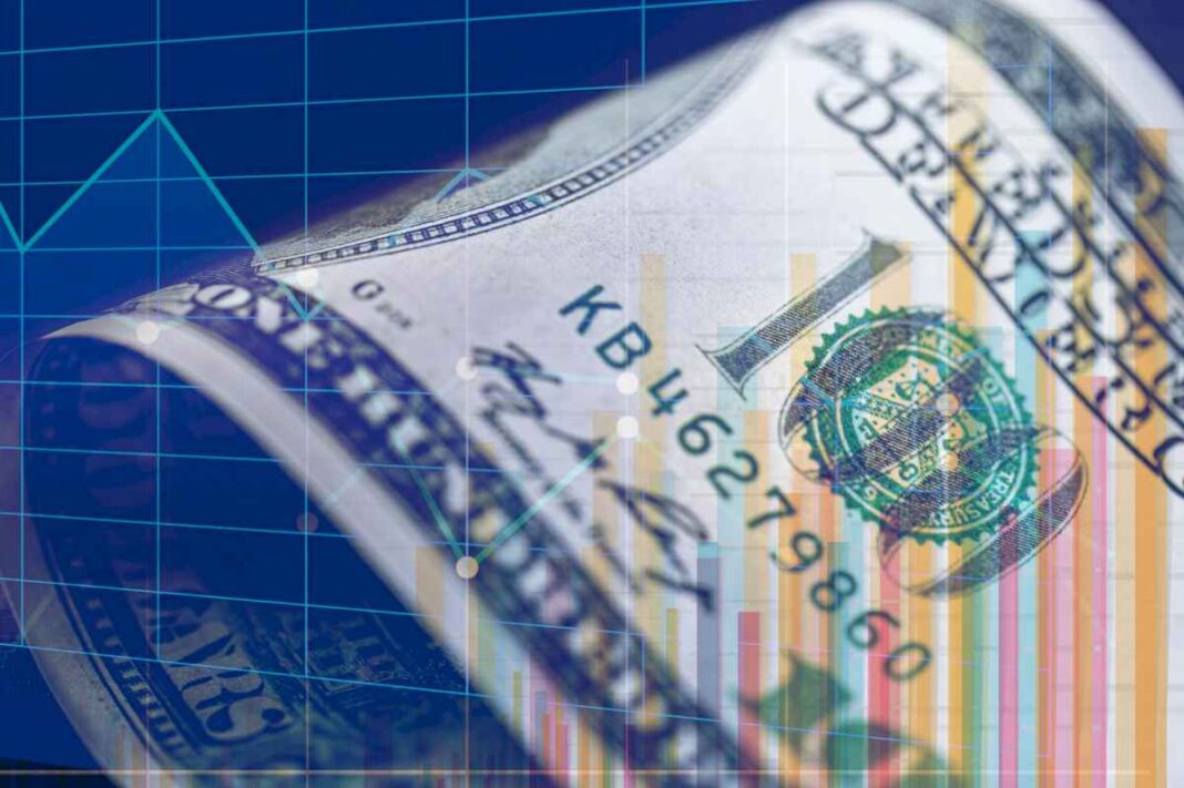 dolar-hoy:-en-octubre,-el-riesgo-pais-recorto-24%,-las-acciones-subieron-20%-y-las-cotizaciones-libres-acumularon-caidas-de-$80