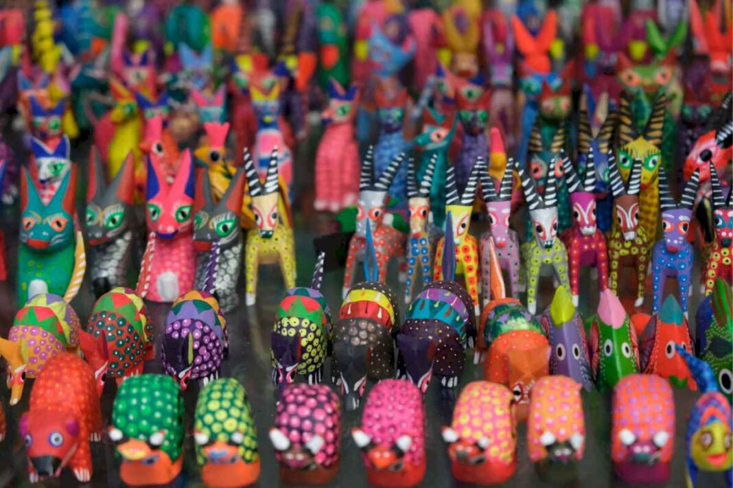 que-son-los-alebrijes-y-por-que-son-tan-importantes-en-el-dia-de-muertos