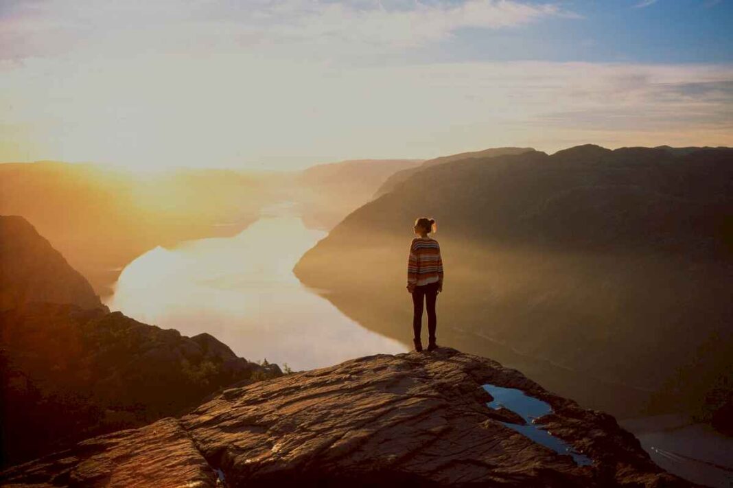 resiliencia:-el-camino-a-seguir-para-superar-situaciones-adversas-y-cuatro-historias-inspiradoras