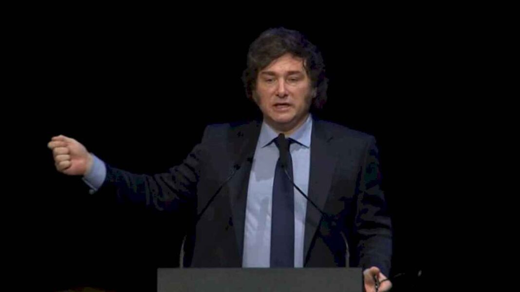 javier-milei-aseguro-que-estan-«exportando-motosierra-y-desregulacion-a-todo-el-mundo»