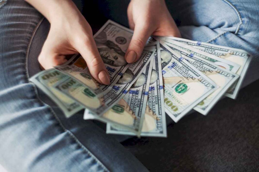 dolar-hoy,-dolar-blue-hoy:-a-cuanto-cotiza-este-viernes-8-de-noviembre-de-2024