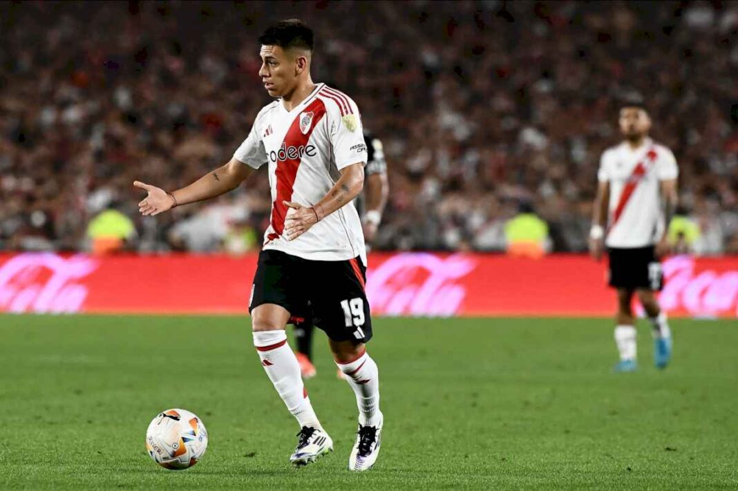 la-agenda-de-tv-y-streaming-del-domingo:-juegan-river,-racing-y-boca,-futbol-en-europa,-rugby-internacional-y-polo-en-palermo