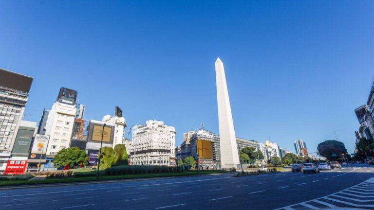 Feriados: todos los fines de semana largos que tendrá el 2025