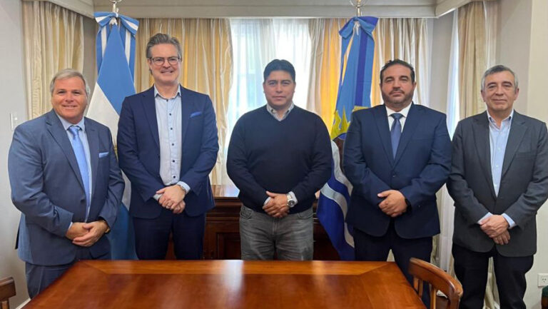 Vidal gestiona inversiones ante empresas de Estados Unidos y Canadá