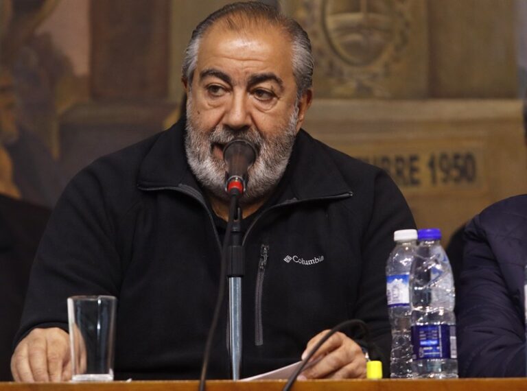 La CGT anunció un paro general tras la represión del Gobierno contra los jubilados