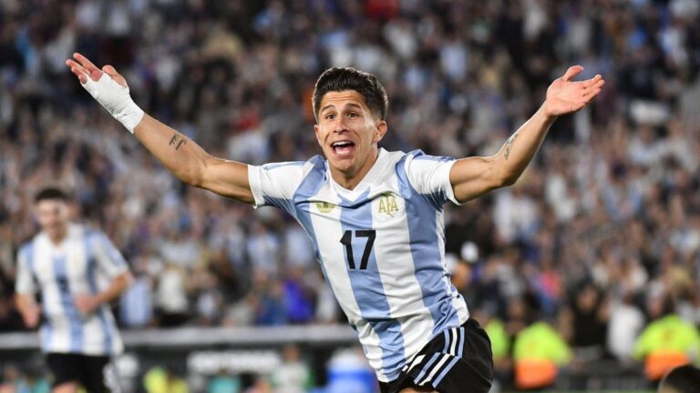 Giuliano Simeone marcó el 4-1 de Argentina ante Brasil con otro golazo