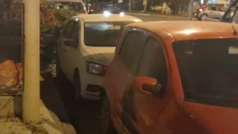 Trató que quemar un auto frente a un boliche bailable