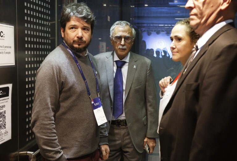 El gobierno avanza con el vaciamiento del Garrahan, ya renunciaron más de cien trabajadores