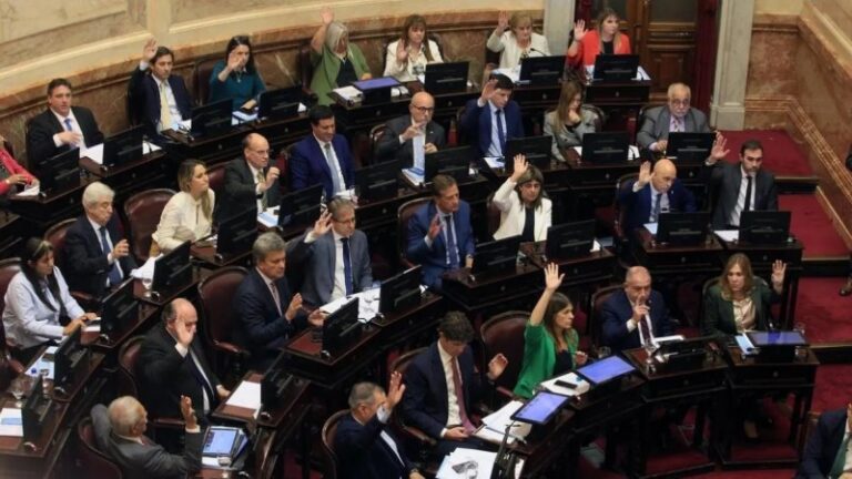 Tras un aumento las y los senadores cobrarán más de 9,5 millones de pesos