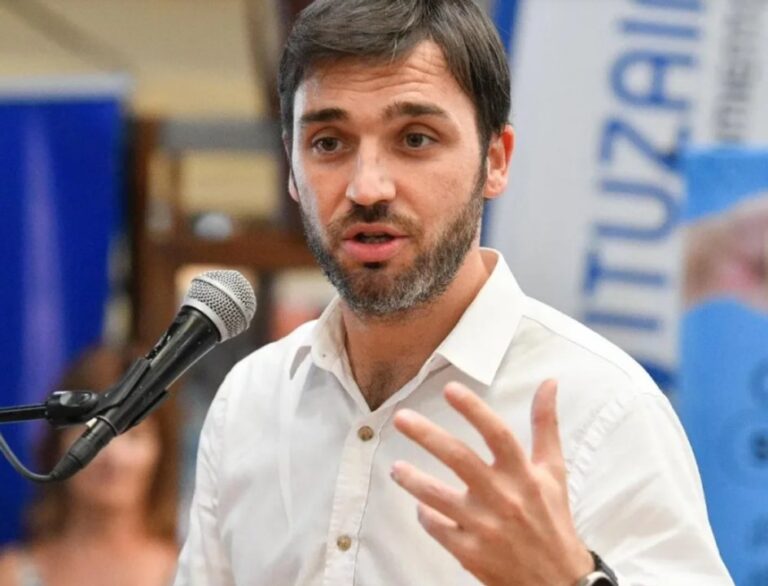 Torres anunció que las viviendas del Procrear se terminarán con fondos provinciales