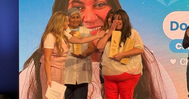 Últimos días para participar de la quinta edición del Premio Docentes que Inspiran