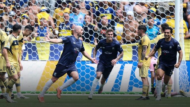 La historia de Christian Gray, el autor de un gol histórico que amargó a Boca