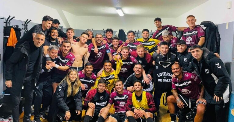 Estudiantes de Caseros se pinchó y se quedó sin DT