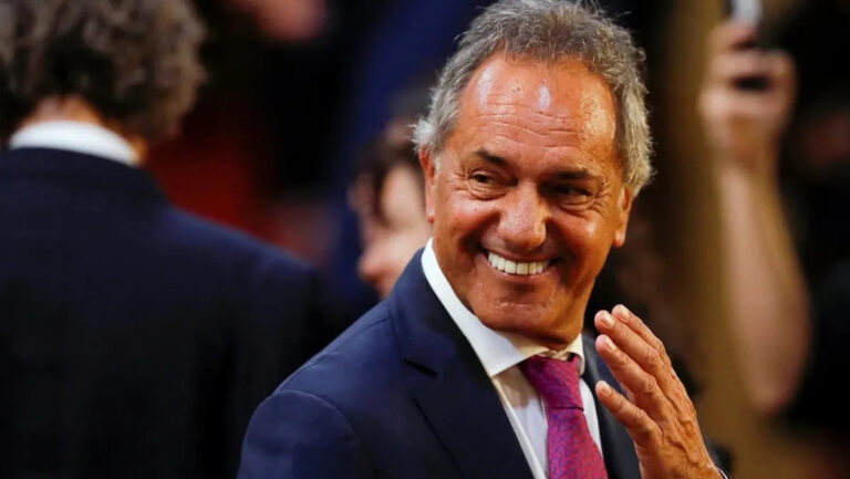 El gobierno analiza un IVA diferencial para el turismo