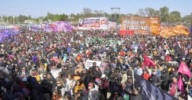 Encuentro Plurinacional. Se realizó en Corrientes la plenaria de la comisión organizadora
