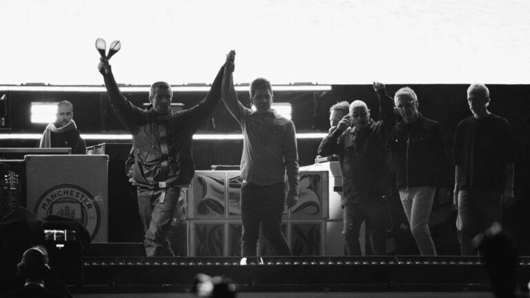 Volvió Oasis: fotos, videos y el setlist del regreso de los hermanos Gallagher
