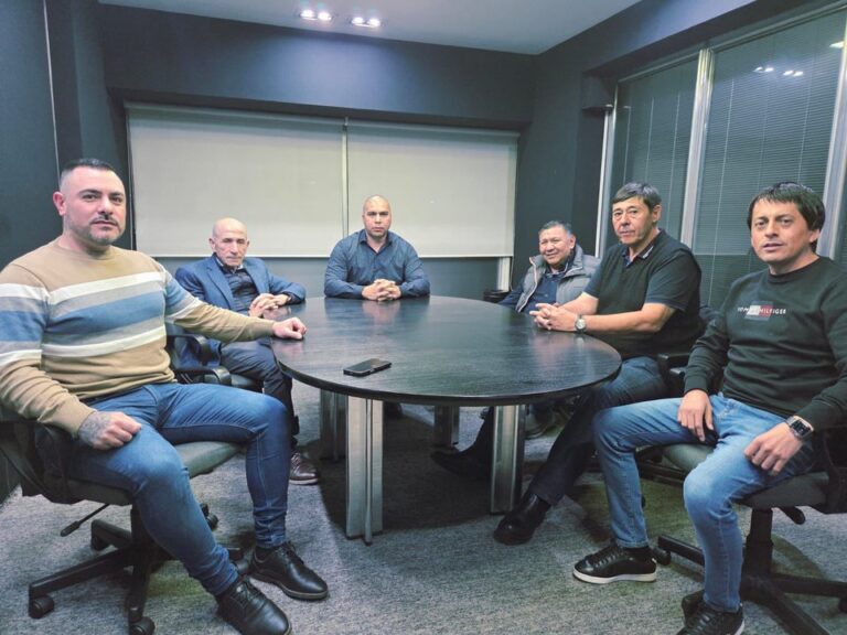 En medio de los despidos petroleros, Loma Ávila se reunió con gremiosdelaPatagonia