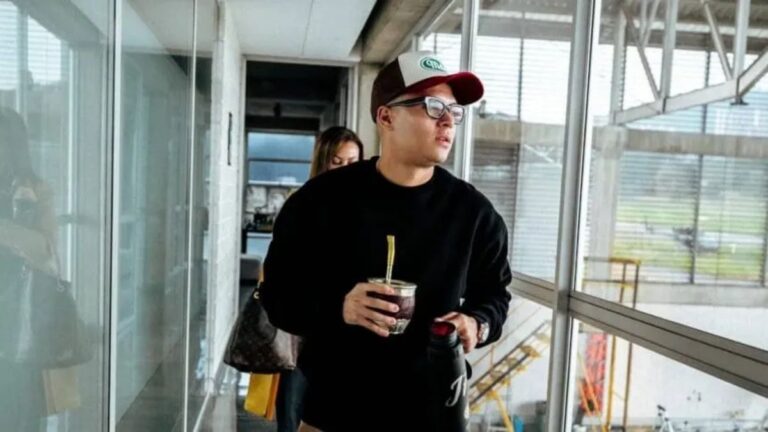 Juanfer Quintero llegó a la Argentina y será refuerzo de River: firmará contrato por cuatro años