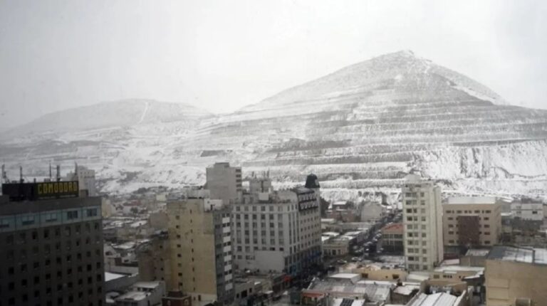Frente frío en Comodoro y Rada Tilly: pronostican lluvias, nevadas y bajas temperaturas