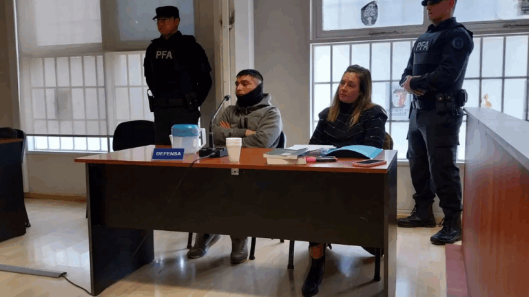 «Era ella o yo», dijo el imputado de matar a la policía