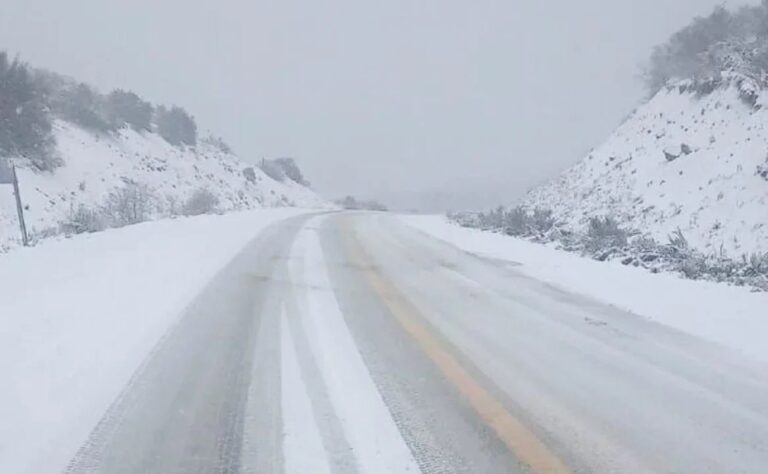 Emitieron una alerta amarilla por nevadas en Chubut: cuáles serán los sectores afectados