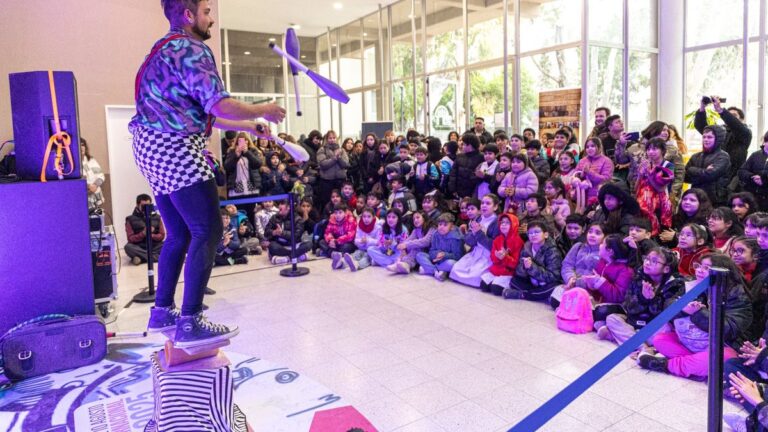 Niños y niñas que asisten a los CPB participan de las actividades