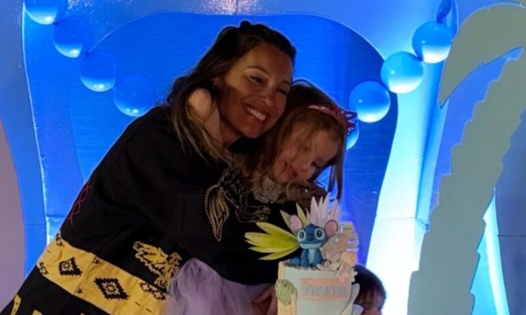 La increíble torta de cumpleaños de la hija de Pampita para sus 4 años: en qué se inspiró