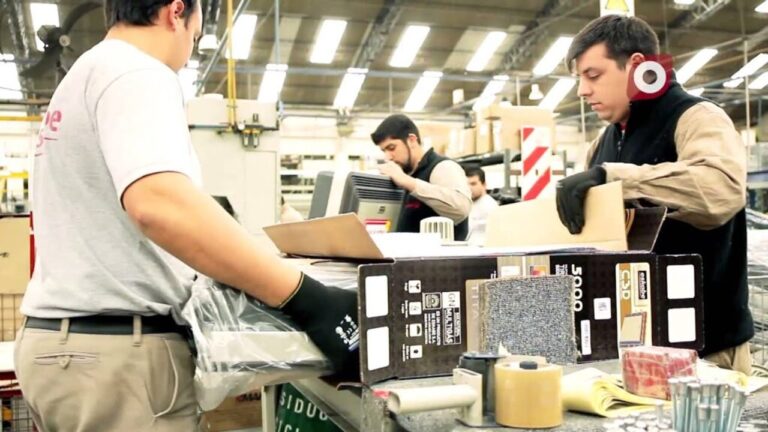 Una histórica empresa de calefactores en crisis: despidió a trabajadores con 30 años de antigüedad