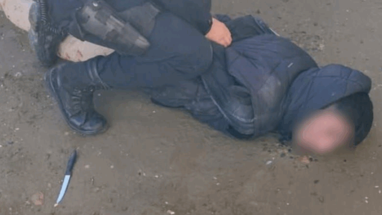 Ladrón amenazó con un cuchillo al dueño de una casa