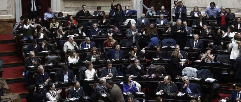 Diputados ratificó el veto de Milei a la suba de jubilaciones y pensiones