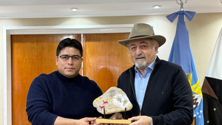 Othar y Claudio Vidal analizaron la situación de la región en materia productiva