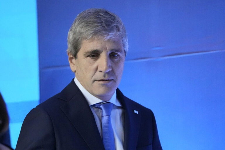 Para la consultora estrella, la crisis es Milei