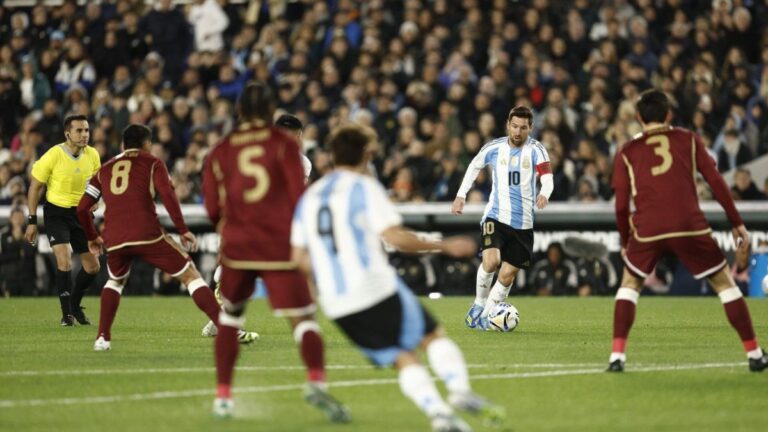 Por qué Lionel Messi no juega hoy en el último partido de la Selección Argentina por Eliminatorias