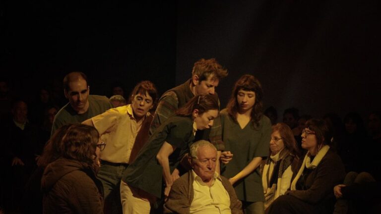 «Los bienes visibles»: una elegía a un padre que se extingue de a poco