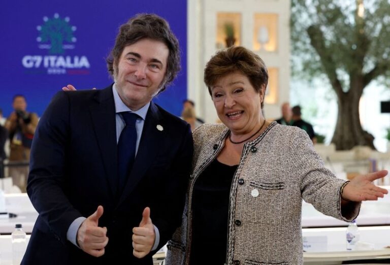 Las urnas rechazaron a Milei y el plan de ajuste, el FMI votó a favor