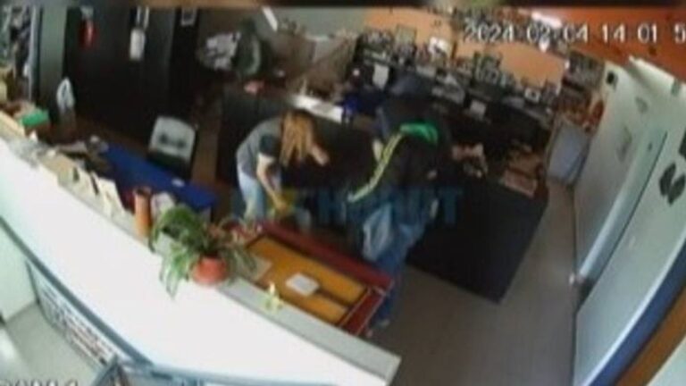 Tres menores acusados por robos violentos: uno accedió a probation y dos irán a juicio oral