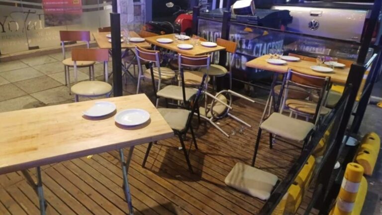 Mar del Plata: encontró a su novia en un bar con otro hombre y se agarró a piñas