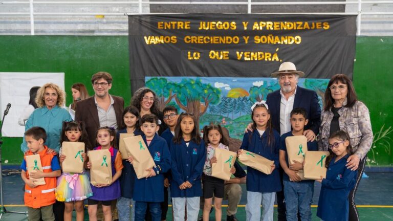 Othar presidió el acto de cierre lectivo de la Escuela Municipal