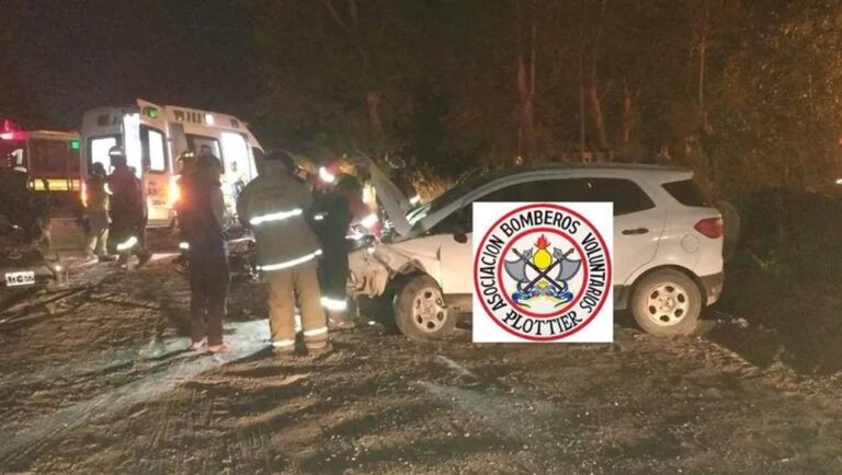 Impactante choque en Plottier: una mujer quedó atrapada en su auto