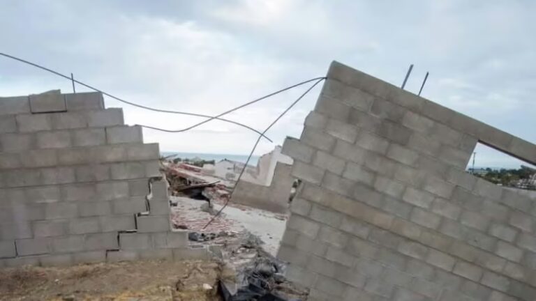 «No es como una inundación, que baja el agua y uno vuelve»