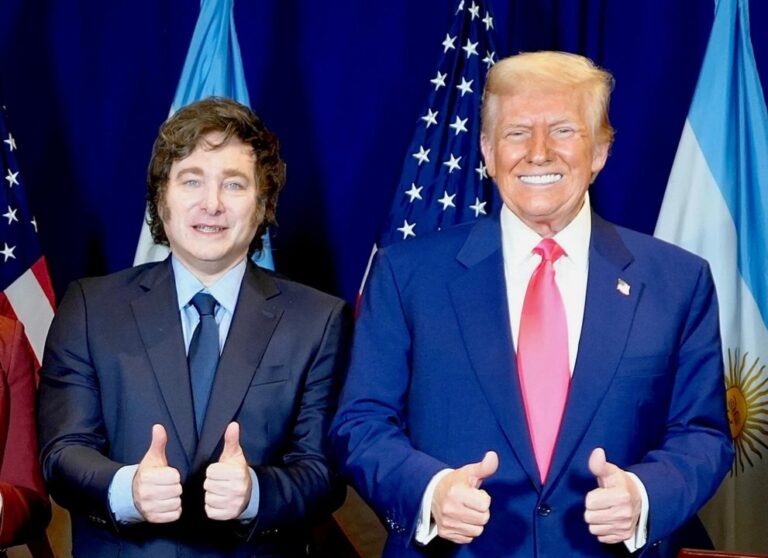 Milei y Trump negocian un acuerdo para que Argentina reciba a inmigrantes deportados por EE.UU.