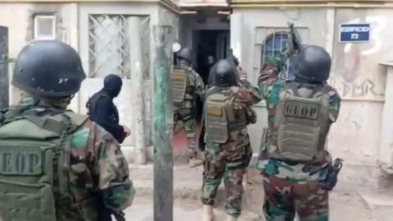 Balean a un hombre con antecedentes en las 1008